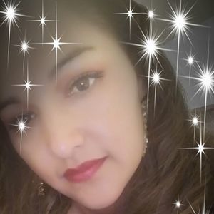 Meet your Posher, Dalia